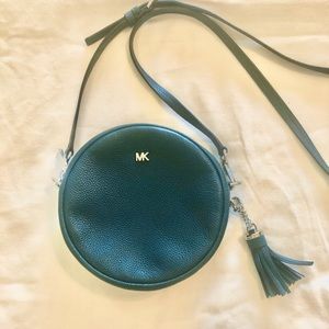 Michael Kors Circle Cross Body Bag